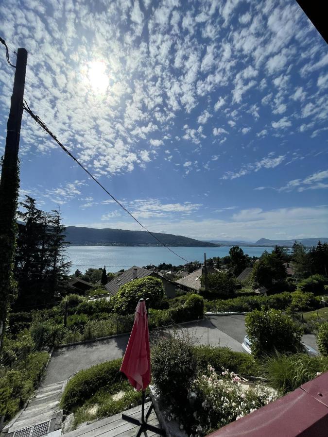 Le Cottage De Veyrier, Tres Jolie Vue Lac - Lla Selections By Location Lac Annecy Exterior photo